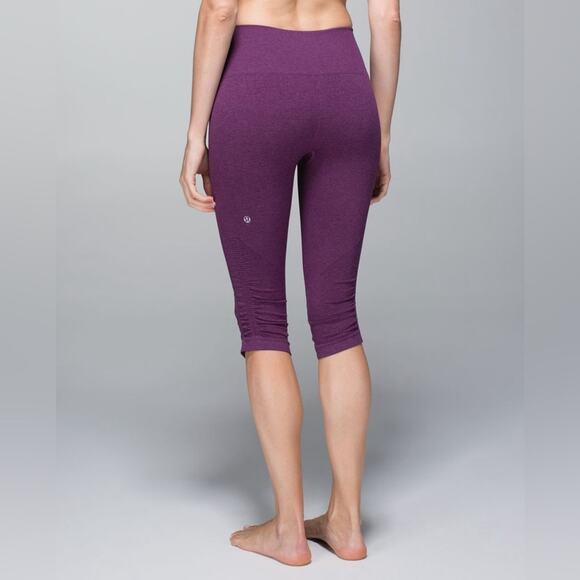 Lululemon In The Flow Crop II Heathered Berry Yum Yum Size 4 - Picture 2 of 9